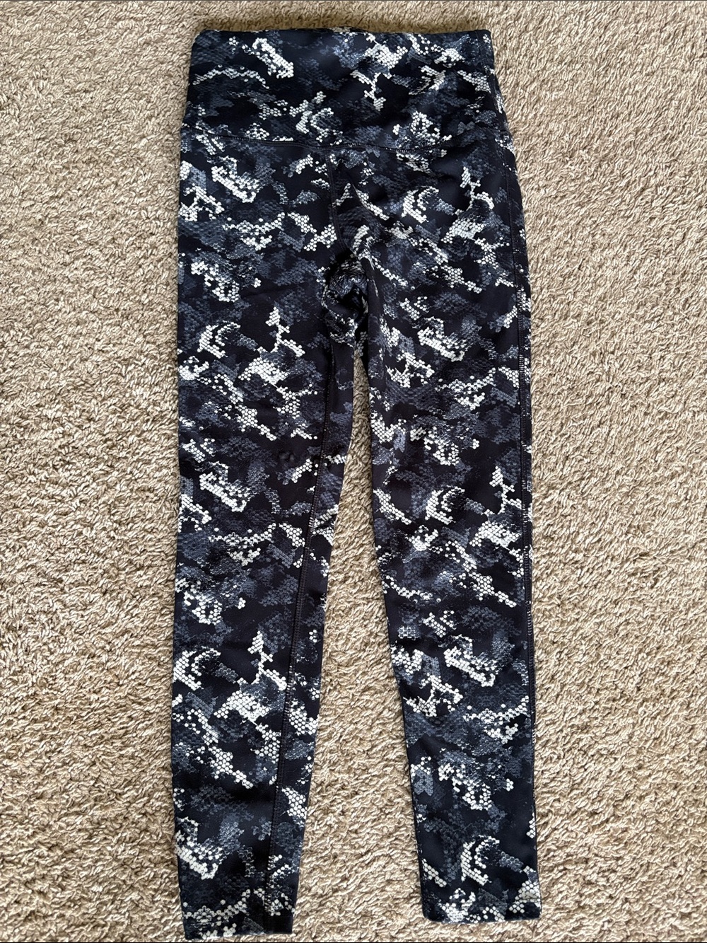 MTA Sport Black & White Camo Leggings